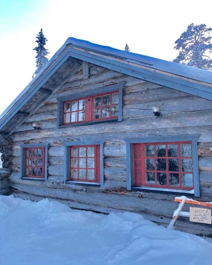 Karhuntaehti Villa Luosto